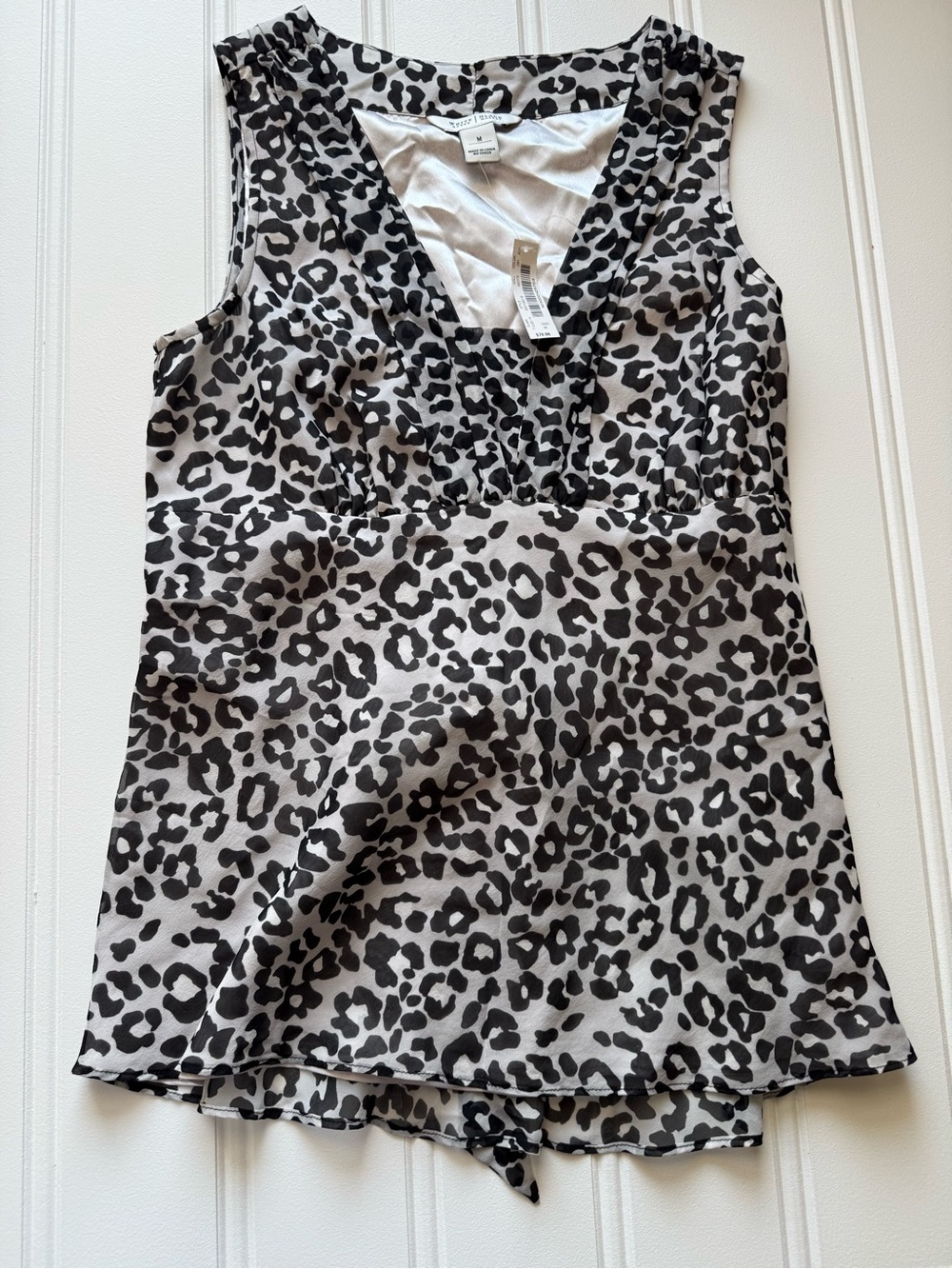 White House Black Market WHBM Sleeveless Top Women Leopard Silk Medium NEW 2076